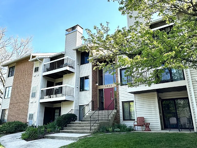 1111 Castle Harbour Way #3C — Photo 1
