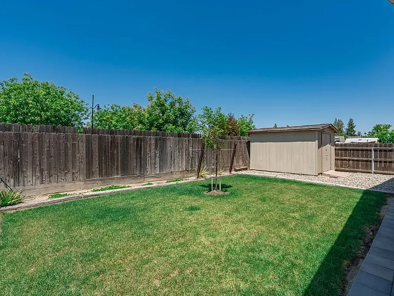 693 Basil Ct — Photo 14