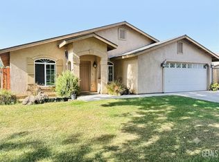 2756 Bordeaux Dr, Wasco, CA 93280