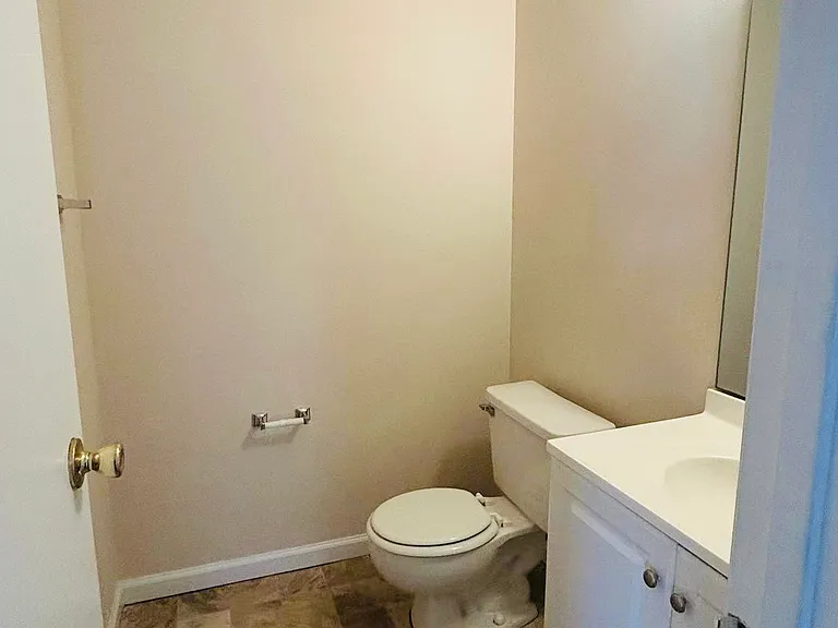 309 Stonebridge Blvd — Photo 5