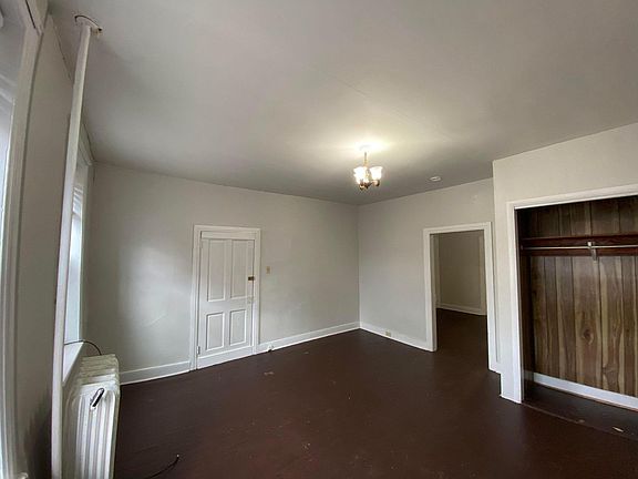 2nd image of 24 E Antietam St APT 1