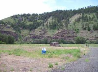 11981 Nile Rd, Naches, WA 98937