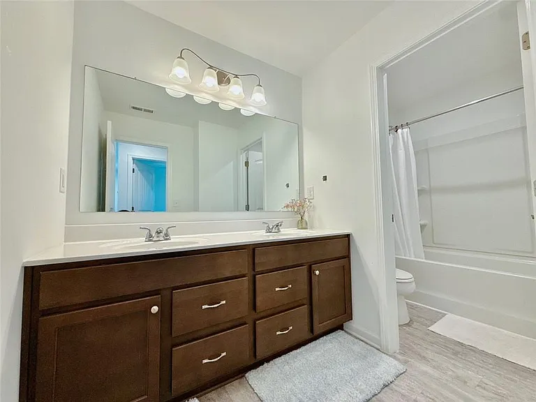 1810 Primrose Park Rd — Photo 15