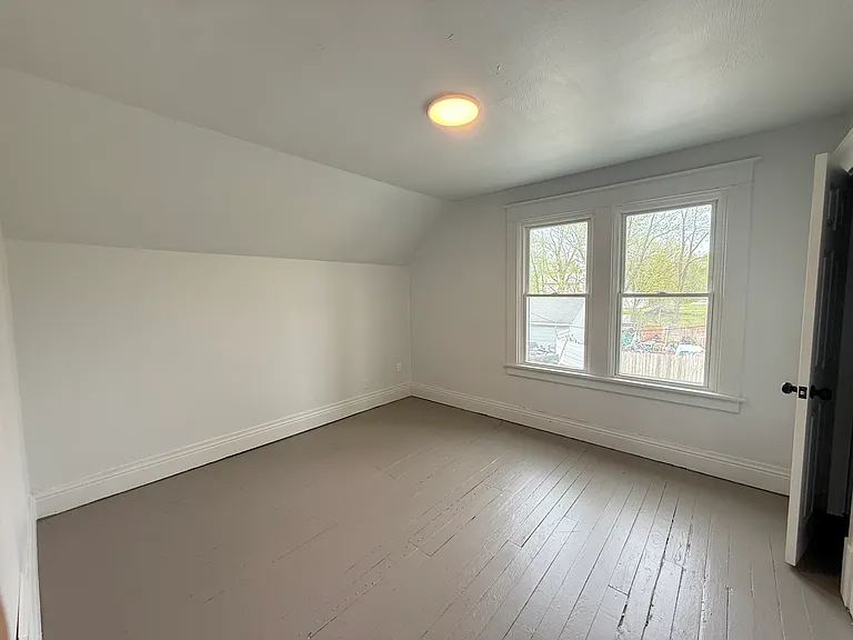 422 Prospect St — Photo 5