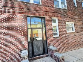 32-34 Halstead St