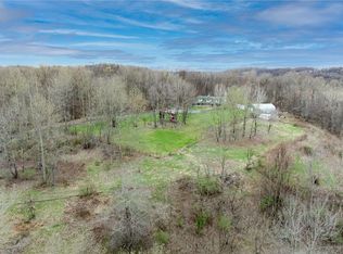 201 Sherwood Dr, New Galilee, PA 16141