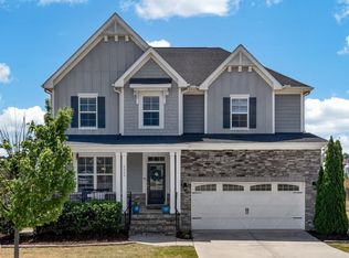 4900 Sunset Stream Dr, Fuquay Varina, NC 27526