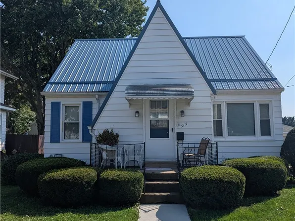 313 E Line St, Minerva, OH 44657