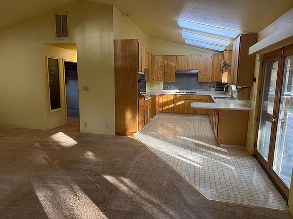 3rd image of 75 Sandy Gulch Ln