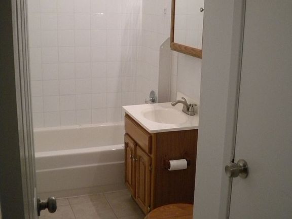 2nd image of 609 W 75th Ave #3