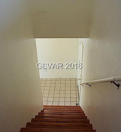 4th image of 7249 Twin Maples Ct
