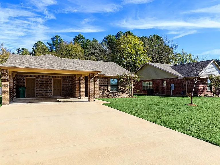 1010 Lavender Dr #1010 — Photo 5