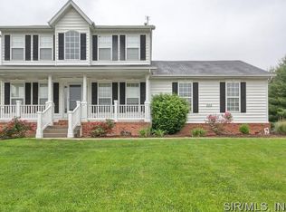 705 Williamsburg Blvd, Edwardsville, IL 62025