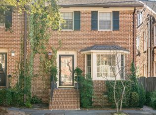 135 Wentworth St, Charleston, SC 29401