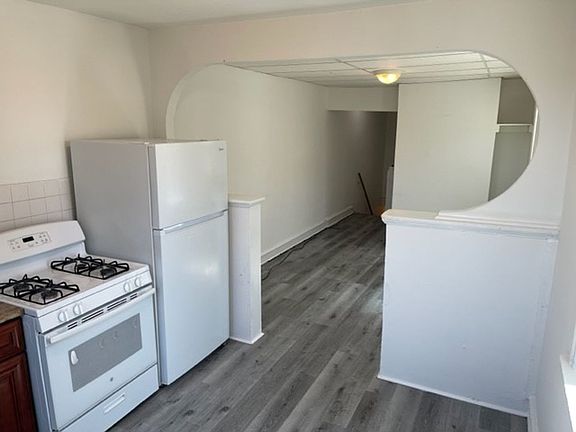 3rd image of 3528 N 6th St Floor 2