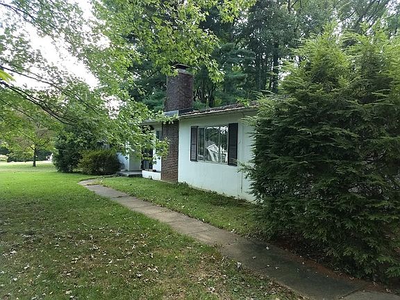 4th image of 2721 Wayside Dr