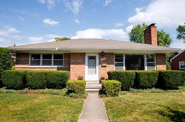 1st image of 1561 Greenview Dr
