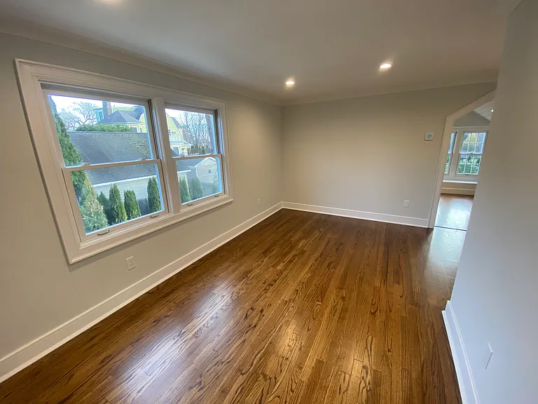 124 Shore Rd — Photo 15