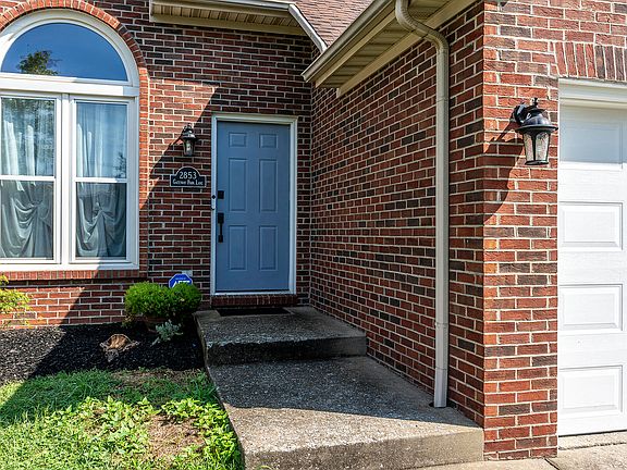 3rd image of 2853 Gateway Park Ln