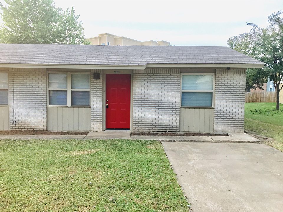 1st image of 919 Drake Dr