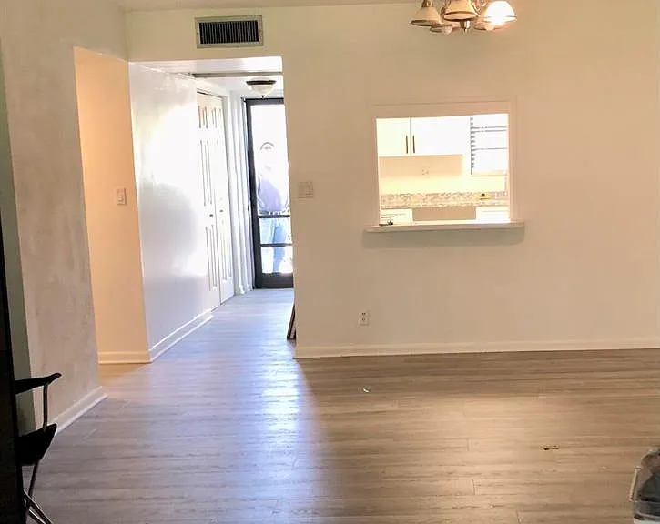 9233 SW 8th St #110 — Photo 3