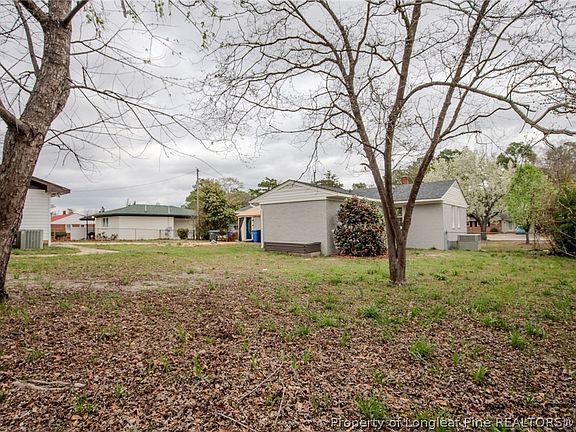 5th image of 1828 Stockton Dr
