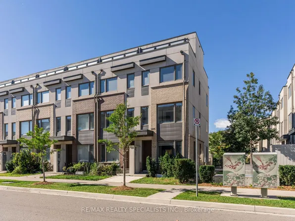 162 William Duncan Rd, Toronto, ON M3K 0C1