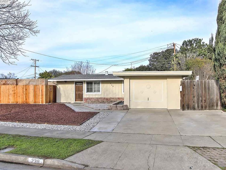 1st image of 238 Silverlake Dr