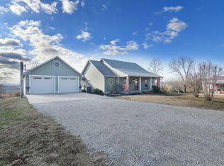 720 Yandell Cove Rd, Kirbyville, MO 65679
