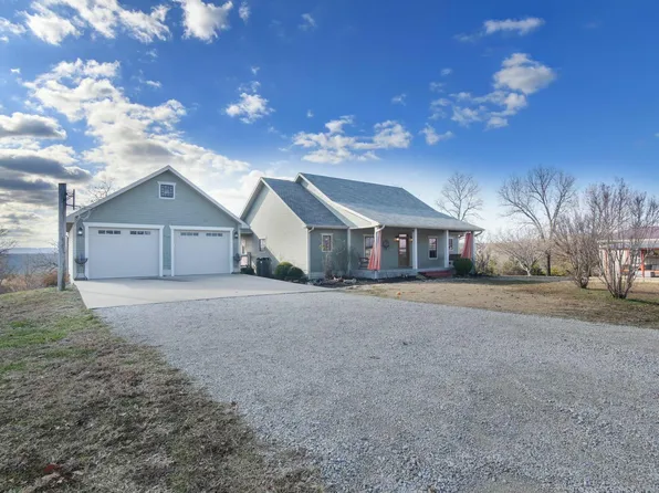 720 Yandell Cove Road, Kirbyville, MO 65679