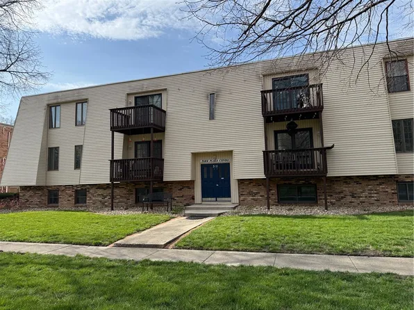 511 Broadway Ave APT 104, Mattoon, IL 61938