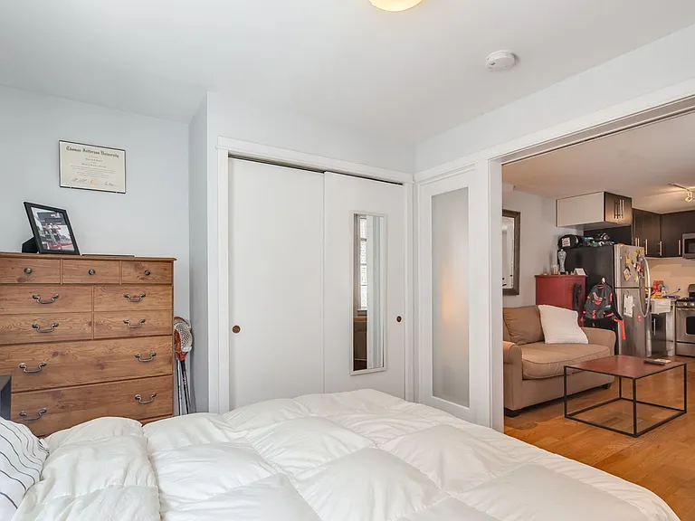 1320 Pine Street — Photo 8