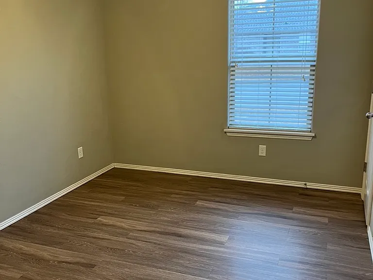 3301 SW Windrift Ave #1 — Photo 5