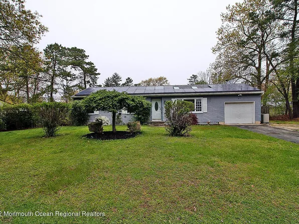 817 2nd Ave, Toms River, NJ 08757