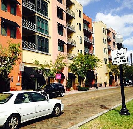 4th image of 10 N Summerlin Ave Unit 31