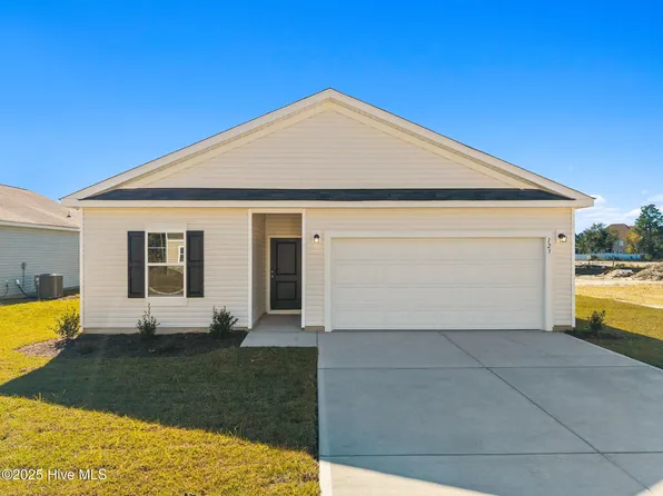 510 Bellefonte Court, Richlands, NC 28574