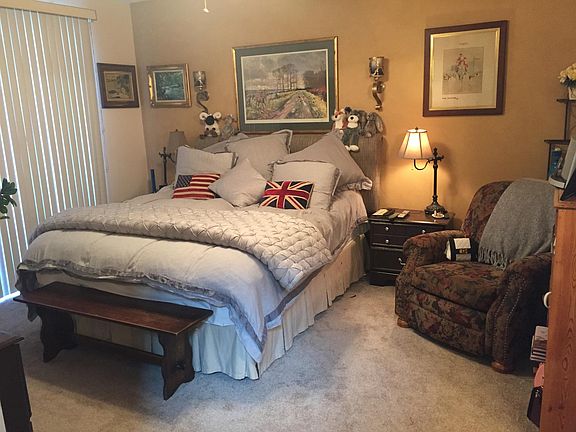 Master Bedroom sliding doors to private patio area.