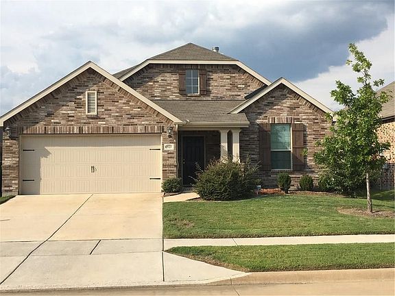 2nd image of 1425 Toucan Dr