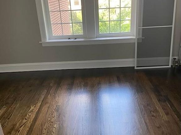 5th image of 31 N Brainard Ave APT F2