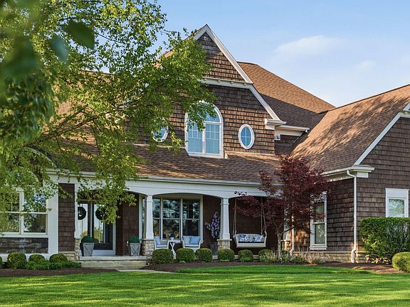 4th image of 1677 Riverstone Dr