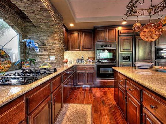 5th image of 11242 Campsie Fells Ct