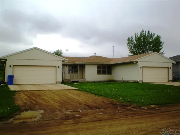 304 E 5th Ave, Humboldt, SD 57035