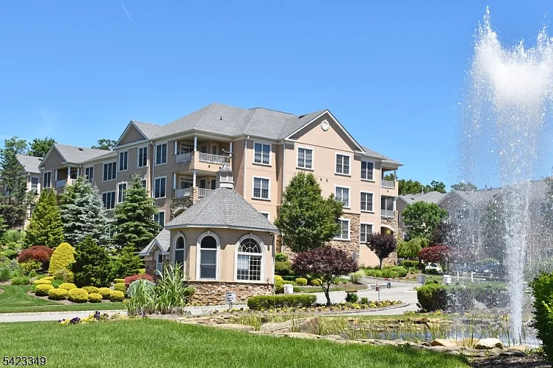 Building Photo - 4201 Cleveland Ln