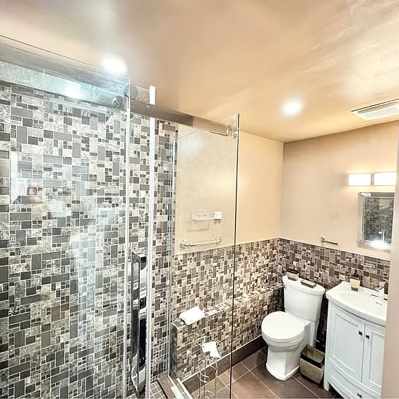 3025 The Credit Woodlands #233 — Photo 6