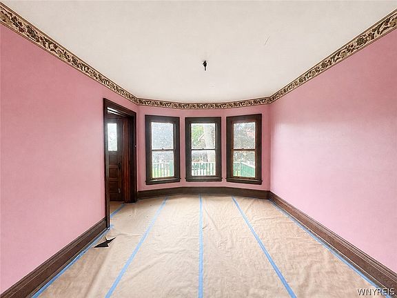 2nd image of 152 Bird Ave