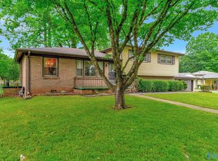 508 Town And Country Dr NW, Huntsville, AL 35806