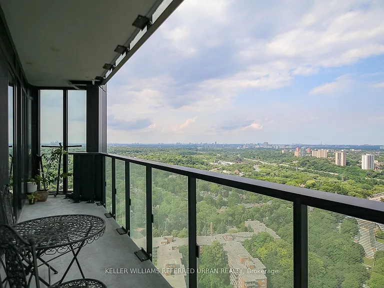 575 Bloor St E #3503 — Photo 2
