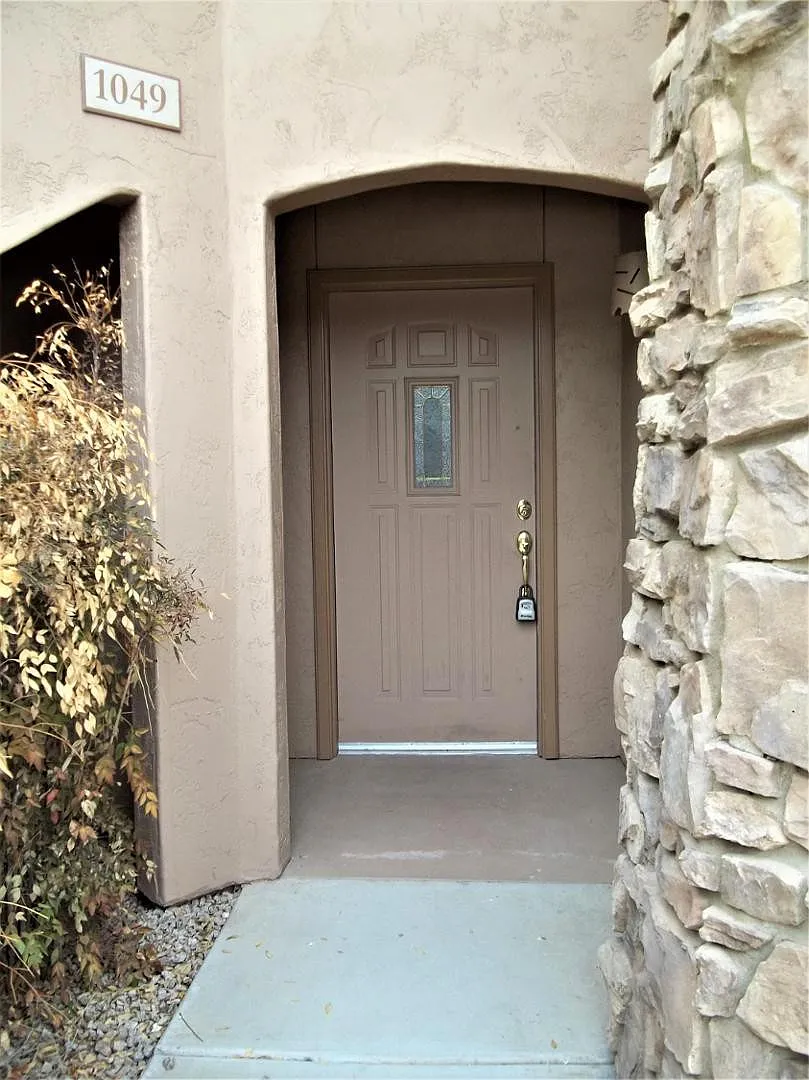 2 bed, 2.0 bath, 1539 sqft, $2,295 — Photo 2
