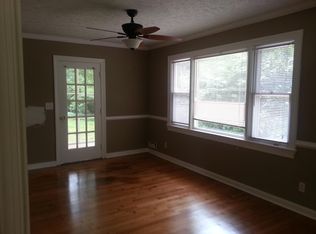 11824 Boyd Rd, Chester, VA 23831
