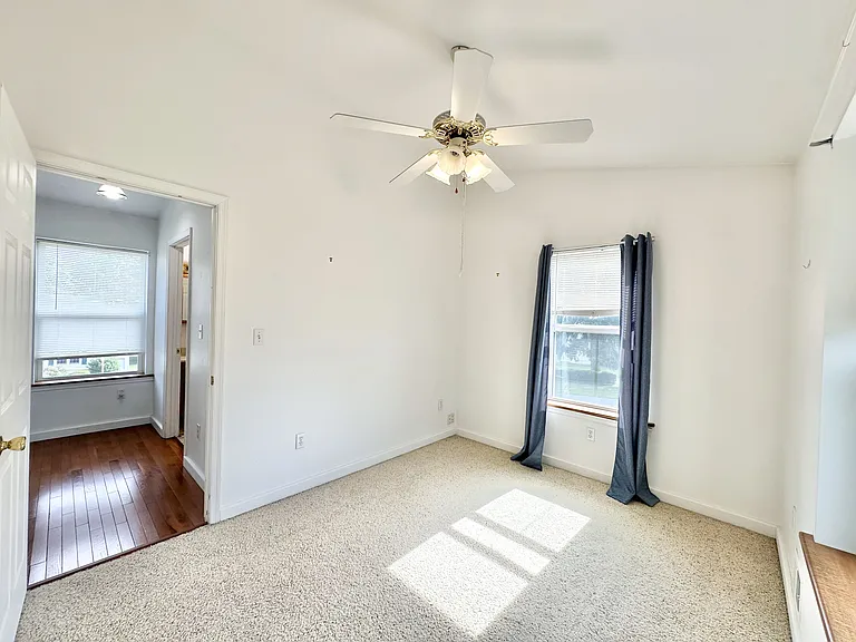 1001 Bloom Rd #103 — Photo 5